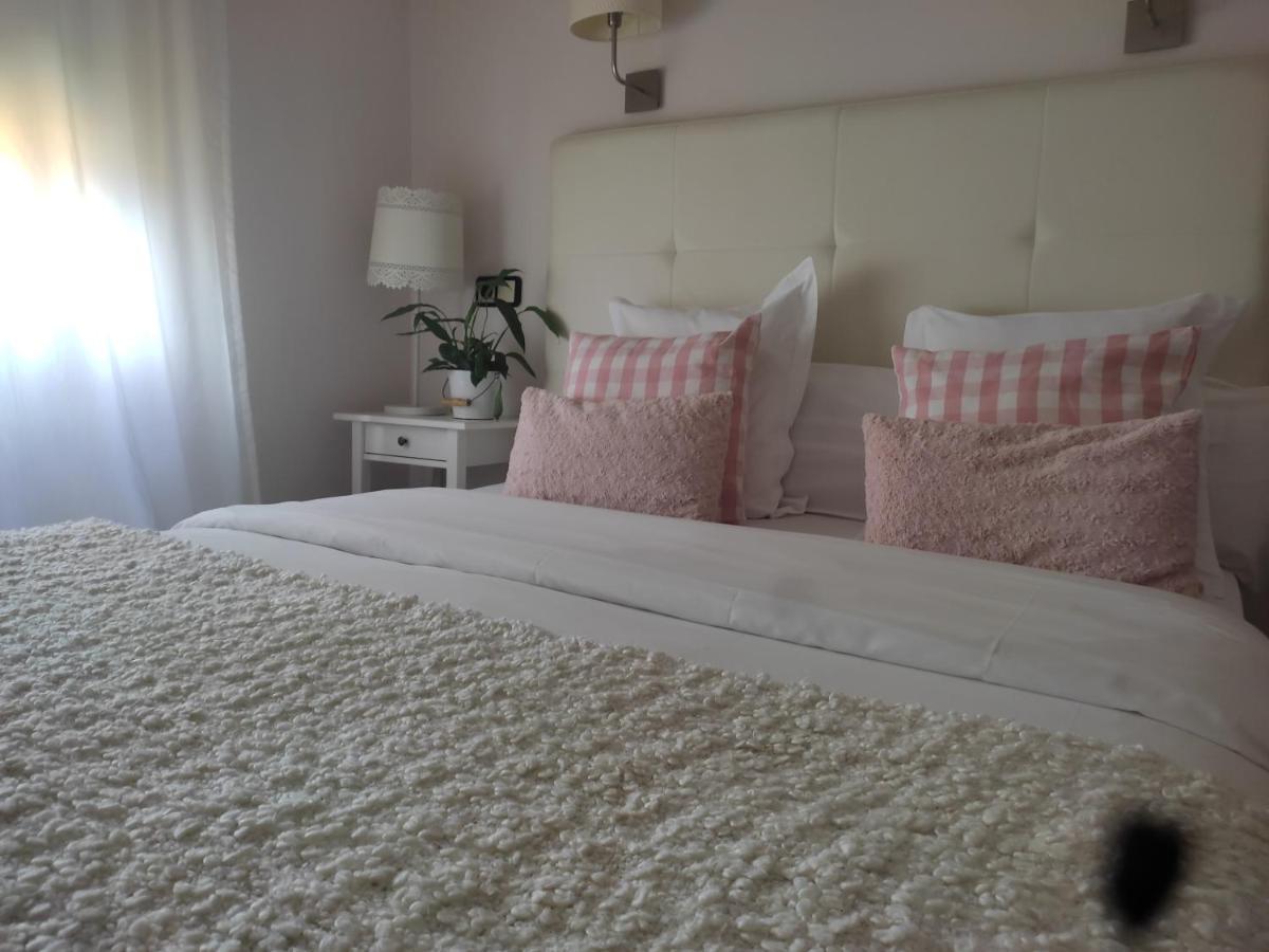 Hostal Carlos V Puebla de Sanabria Exteriér fotografie