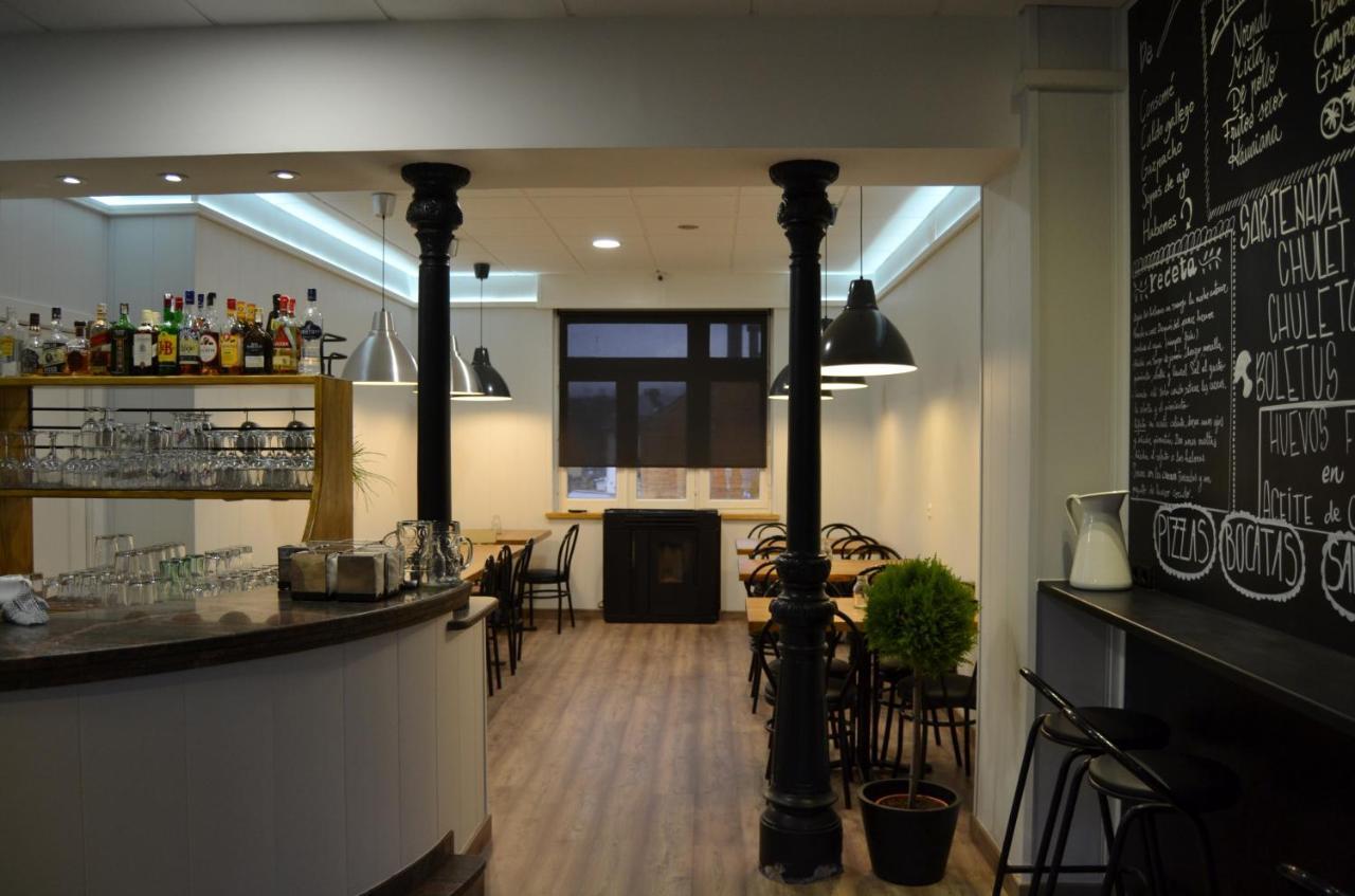 Hostal Carlos V Puebla de Sanabria Exteriér fotografie